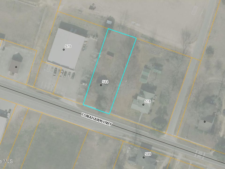 2nd image of 544 Tomahawk Highway