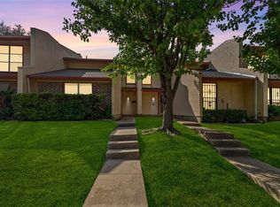 415 Valley Park Dr #415, Garland, TX