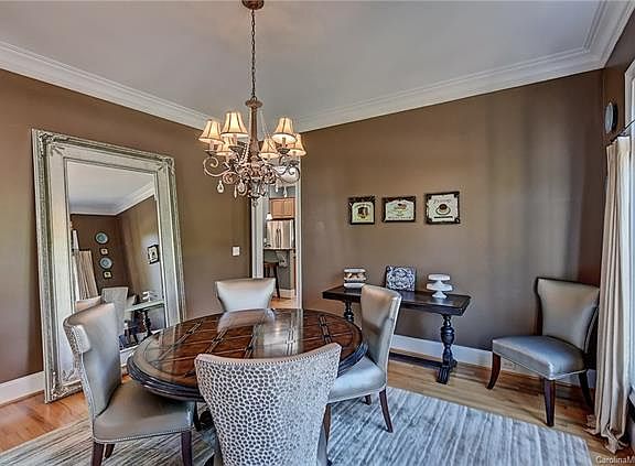 4th image of 7861 Chapel Creek Dr