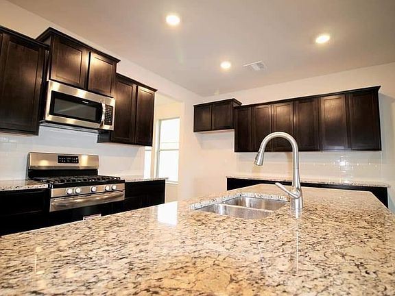 2nd image of 635 E Lakeshore Villages Dr