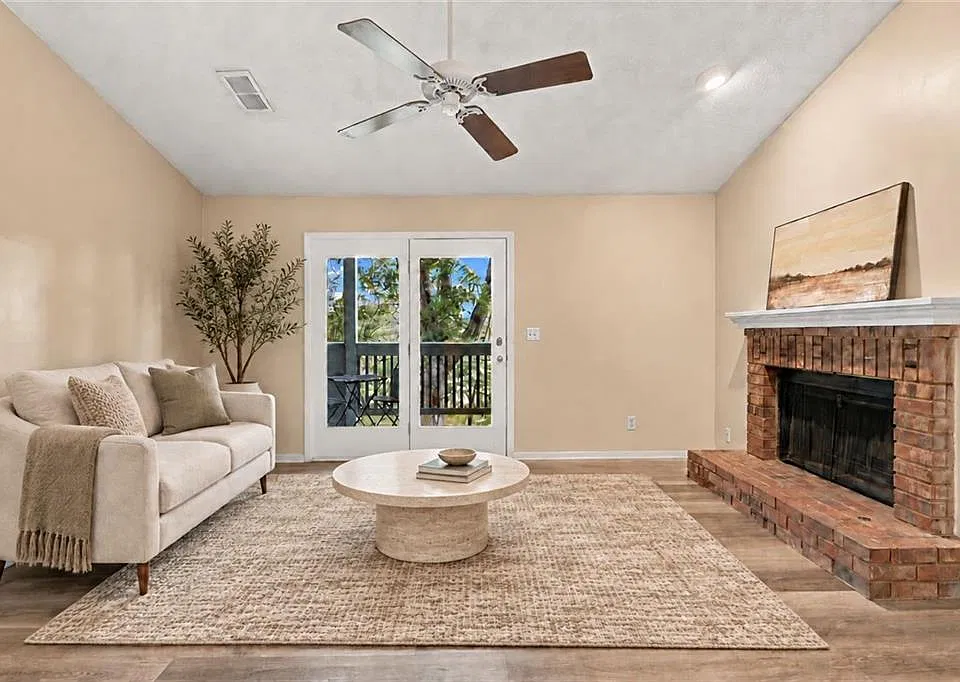 129 Warm Springs Cir