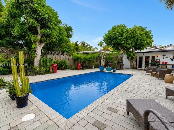 1401 NE 33rd St, Oakland Park, FL 33334