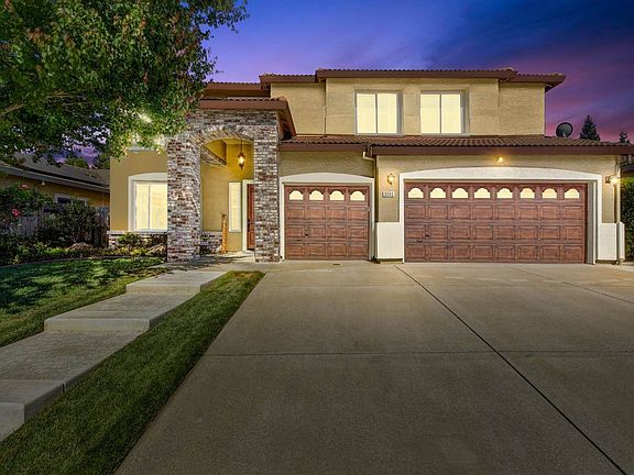 2nd image of 3080 Big Bear Dr