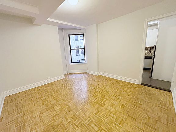 3rd image of 365 W End Ave APT 8G