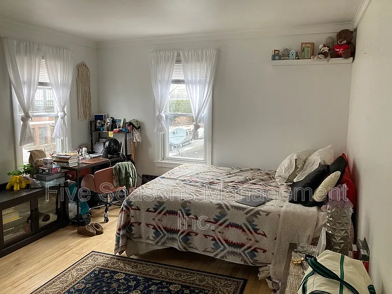 15 Allen St #2 — Photo 7