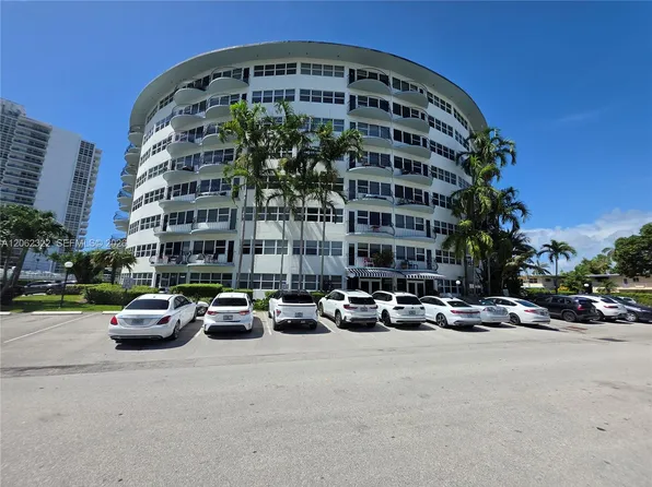 3250 NE 28th St APT 212, Fort Lauderdale, FL 33308