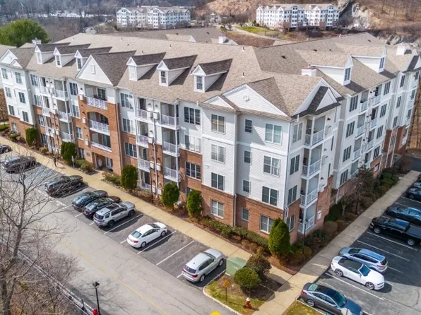 1408 Wharton Ct, Riverdale, NJ 07457