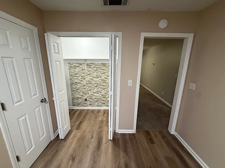 1817 Daisy Ct — Photo 6