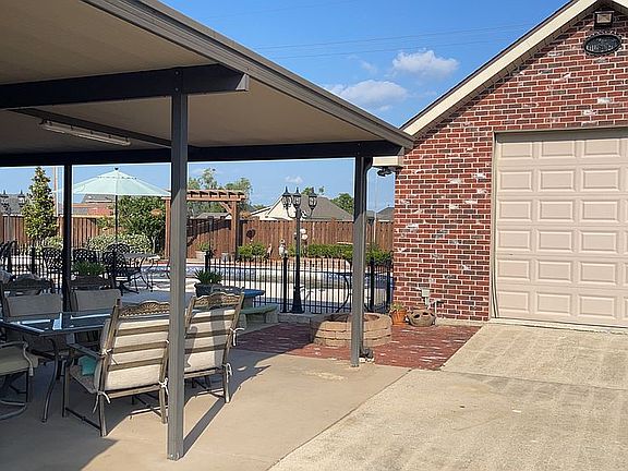 2nd image of 231 Inglewood Way