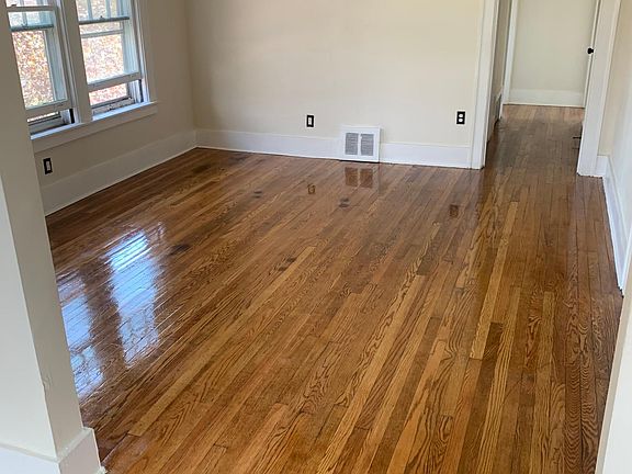 4th image of 3516 Bedford St