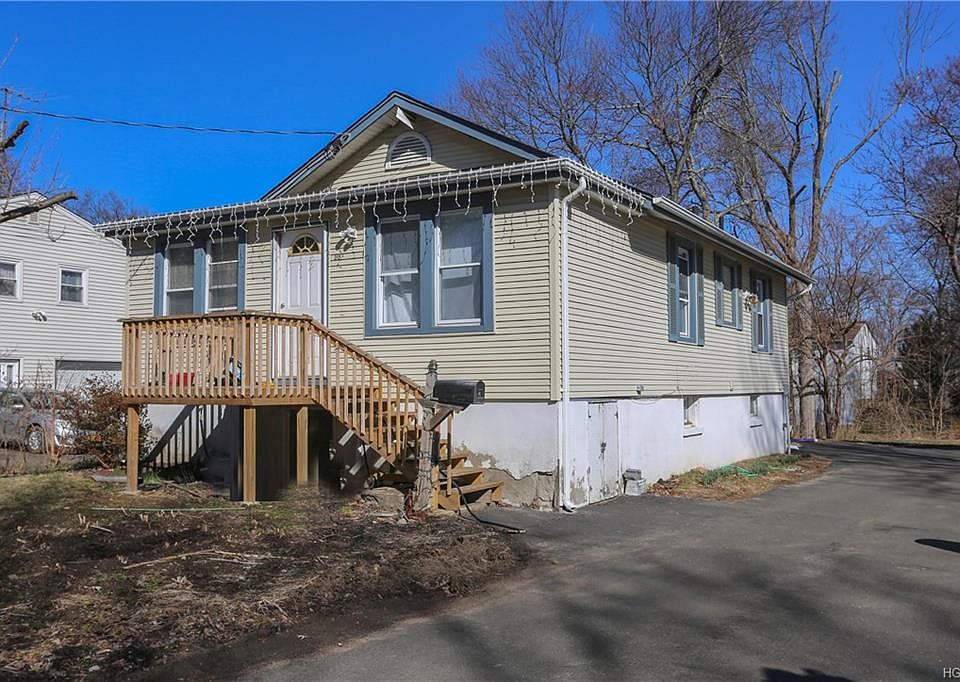 1st image of 98 Church St