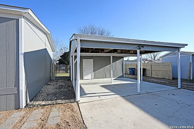 Building Photo - 1358 Bartels Ct