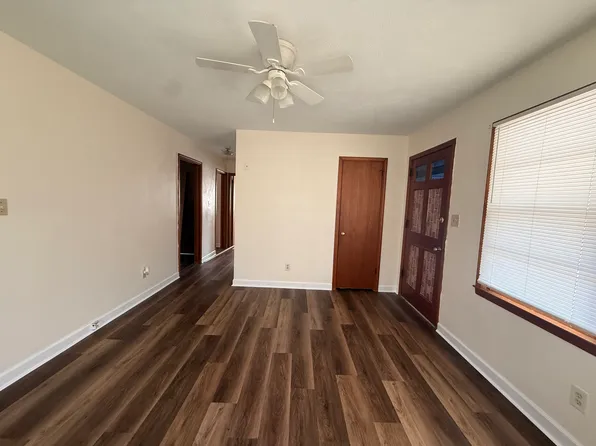 310 Oakview Rd, High Point, NC 27265