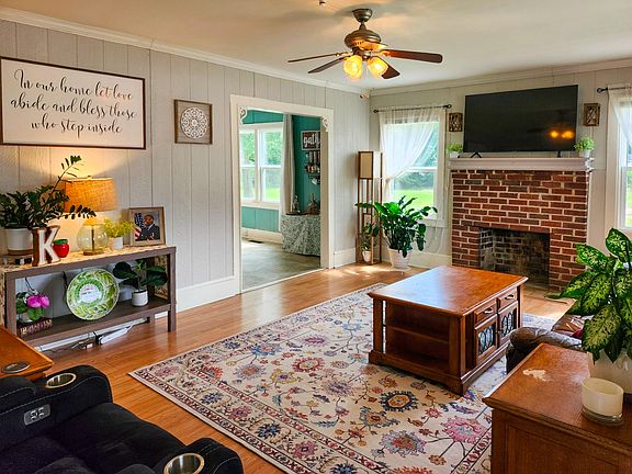 5th image of 2665 McCrays Mill Rd