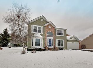 4065 Peartree Dr, Lake In The Hills, IL 60156