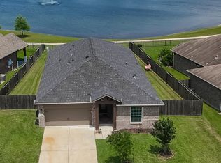 4519 Crescent Lake Cir, Baytown, TX 77521