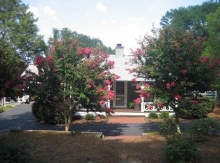 60 Caddell Rd, Pinehurst, NC 28374