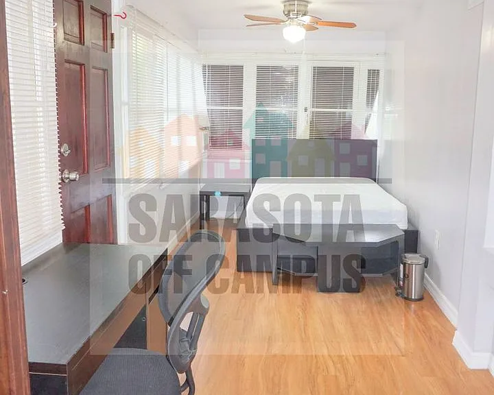 4026 Royal Palm Ave — Photo 20