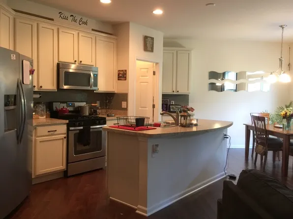34W680 Roosevelt Ave, Saint Charles, IL 60174
