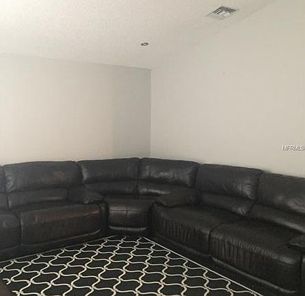 5th image of 2621 41st Ave N