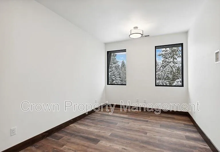 317 Akers Ln #G — Photo 17