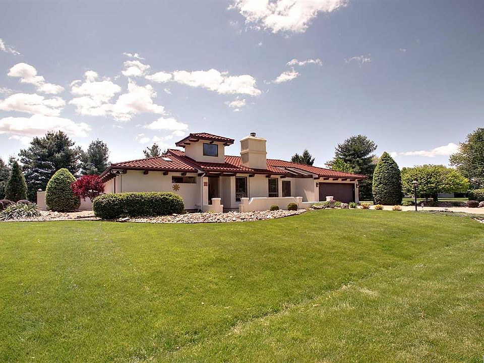 1st image of 816 Long Dr