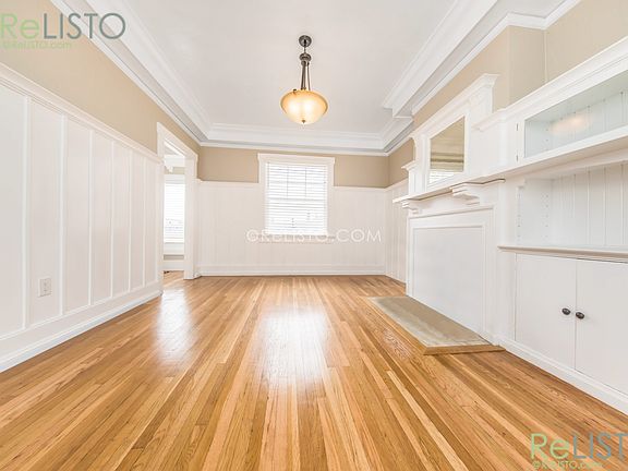 2nd image of 346 Spruce St