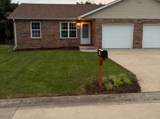 438 Glendell Ln, Waterloo, IL 62298