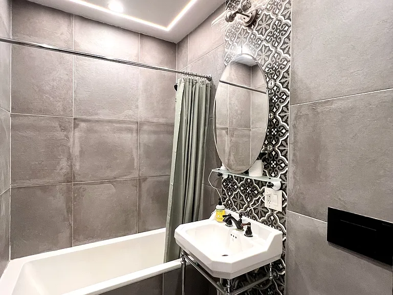 121 Kent Ave #2RT — Photo 6