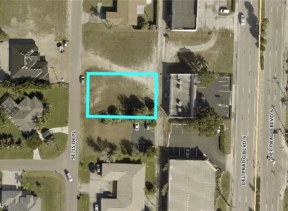 1st image of 2125 SE 15th PL