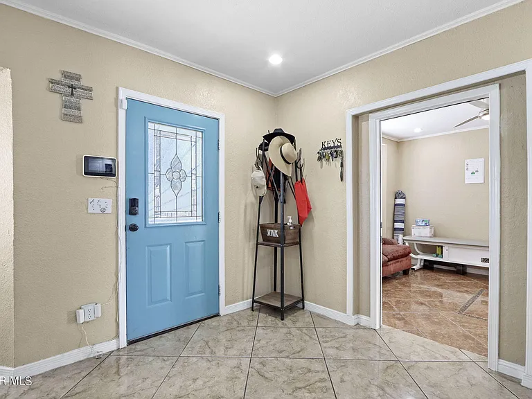 359 Mary Jeanne Ln — Photo 4