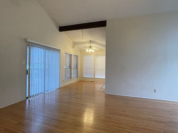 5th image of 1415 Glenn Dr