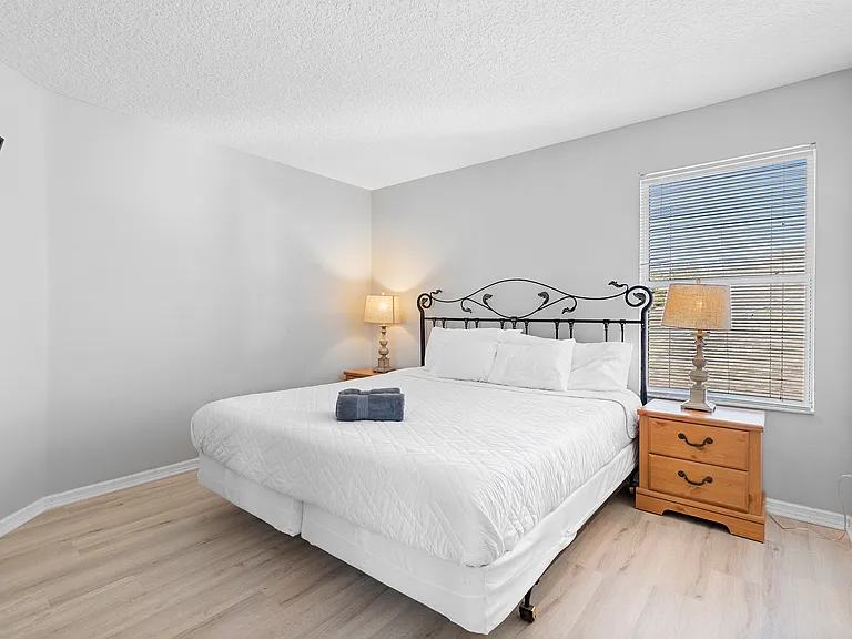 2646 Emerald Island Blvd — Photo 38