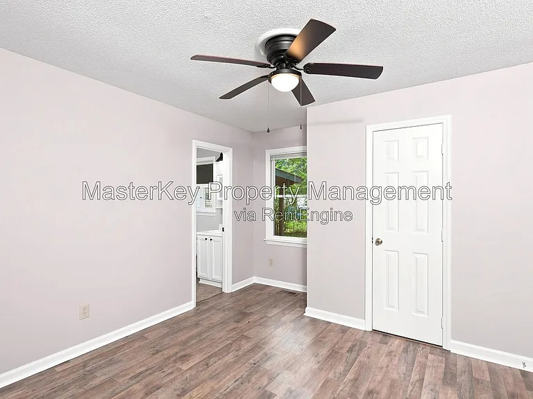 5017 Walton Hill Rd — Photo 13