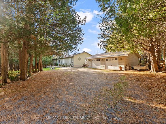 2nd image of 776 Lynch Rd