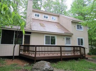 1506 Lakeside Dr, Coolbaugh Twp, PA 18466