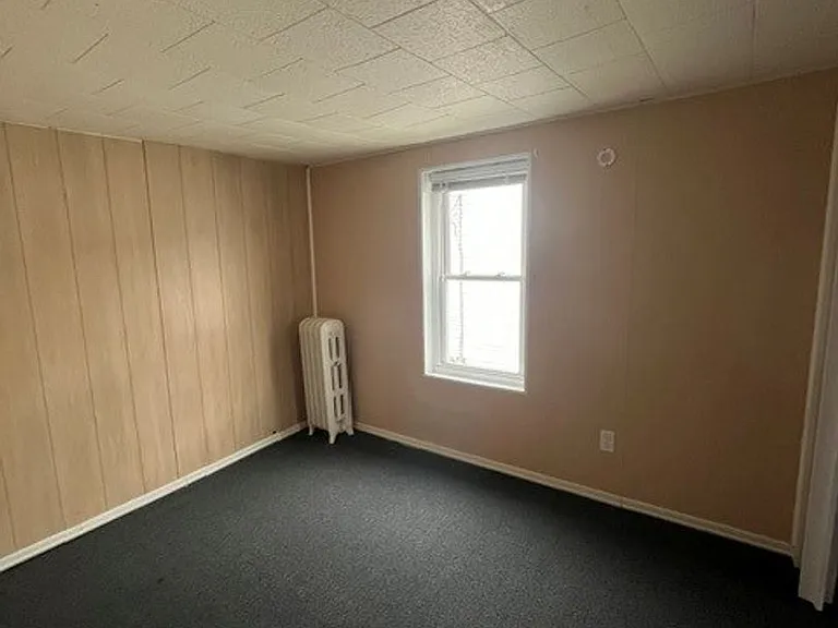 113 S Chestnut St — Photo 10