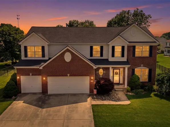 207 Knollhaven Trl, O'Fallon, IL 62269