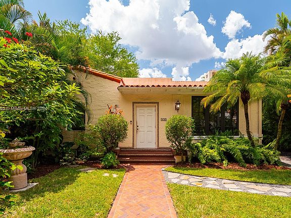 2nd image of 410 Alhambra Cir