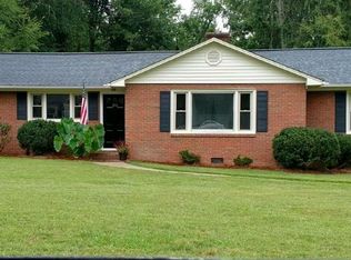 204 Forest Dr, Thomasville, NC 27360