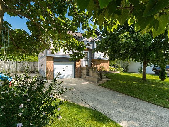 2nd image of 4375 Shirlene Dr