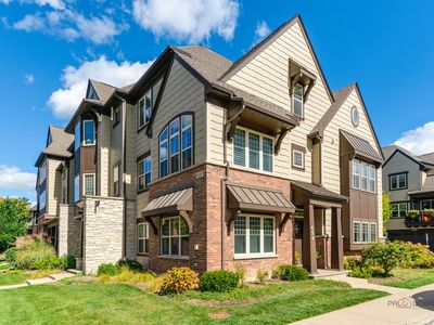 654 Parkside Ct, Libertyville, IL, 60048