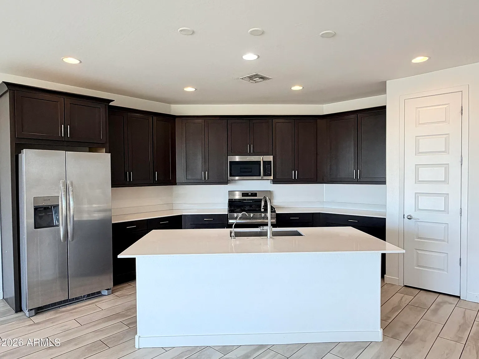 4 bed, 3.0 bath, 2274 sqft, $2,495 — Photo 2