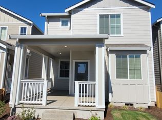 1255 Parkside Ave, Woodburn, OR 97071