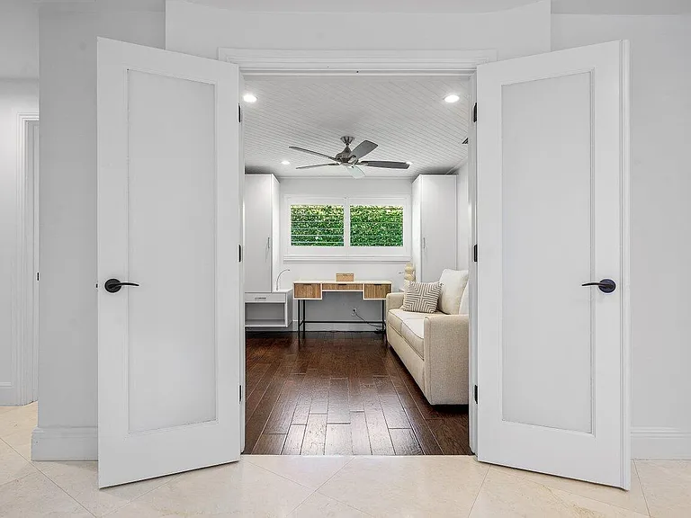 6130 Ridge Ln — Photo 22