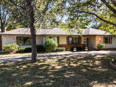 9501 El Monte St, Overland Park, KS, 66207