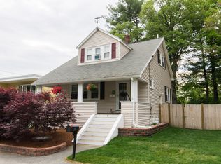 8 Pinedale Ave, Billerica, MA 01821