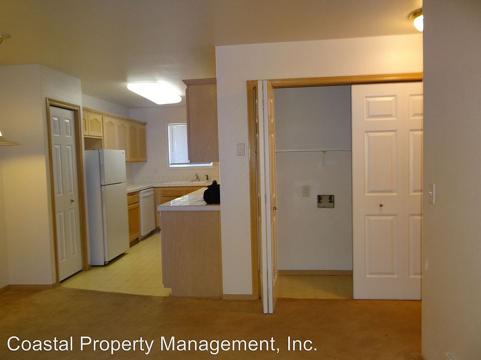 2nd image of 1621 14th St