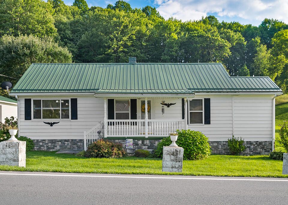 1st image of 631 N Sandbranch Rd