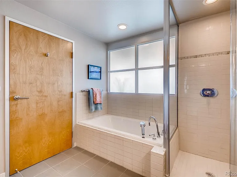 1401 Wewatta St #415 — Photo 12